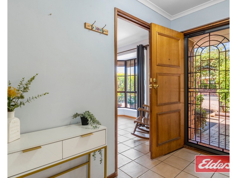 13 Ames Drive, Evanston Park SA 5116