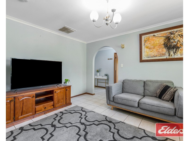13 Ames Drive, Evanston Park SA 5116