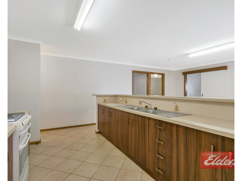 76 Sunnyside Drive, Evanston Park SA 5116