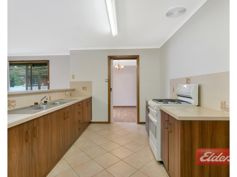 76 Sunnyside Drive, Evanston Park SA 5116