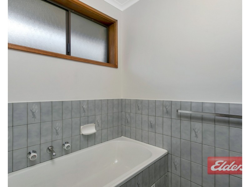 76 Sunnyside Drive, Evanston Park SA 5116