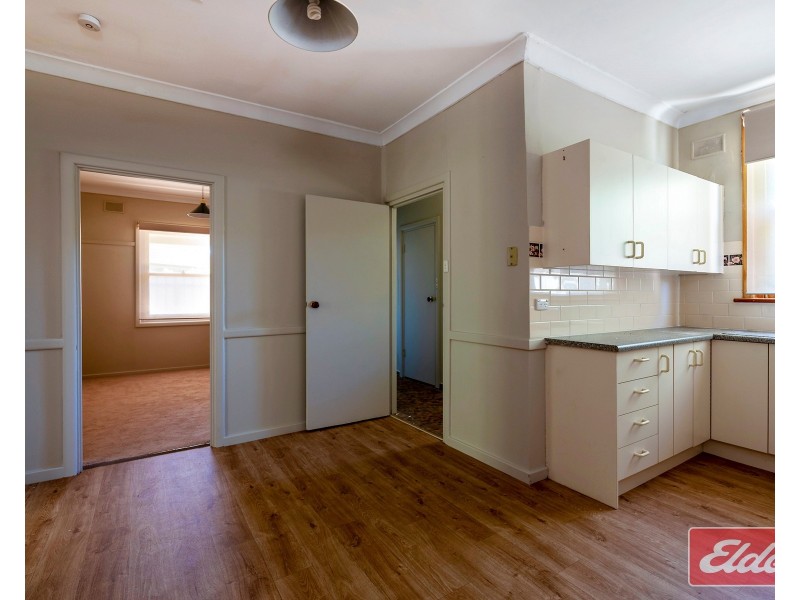 14 Knighton Road, Elizabeth North SA 5113