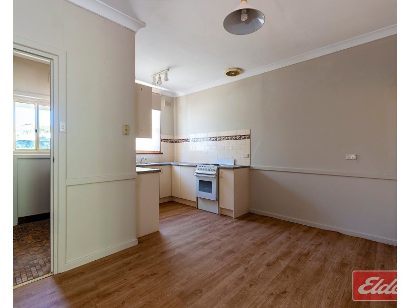 14 Knighton Road, Elizabeth North SA 5113