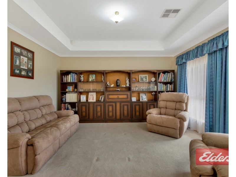24 Shamrock Way, Roseworthy SA 5371