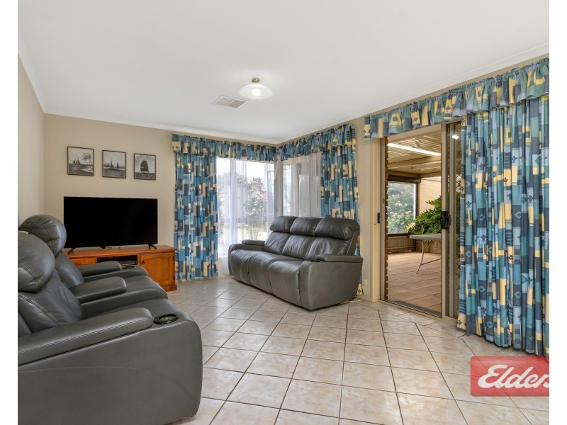24 Shamrock Way, Roseworthy SA 5371