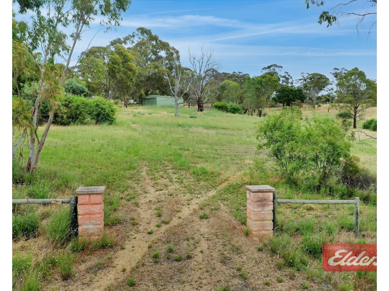 85 Williams Gilbert Avenue, Cockatoo Valley SA 5351