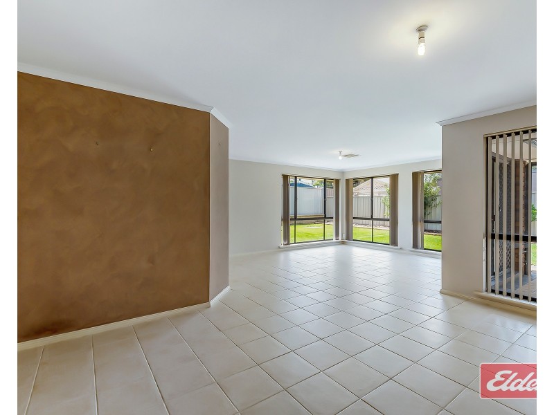 22 Ian Ross Drive, Williamstown SA 5351