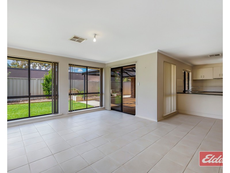 22 Ian Ross Drive, Williamstown SA 5351