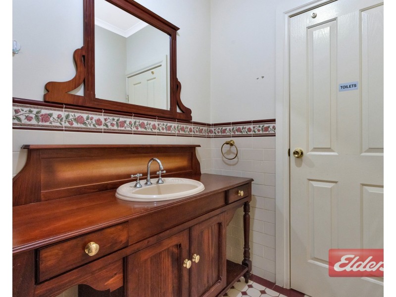 21 Ames Drive, Evanston Park SA 5116