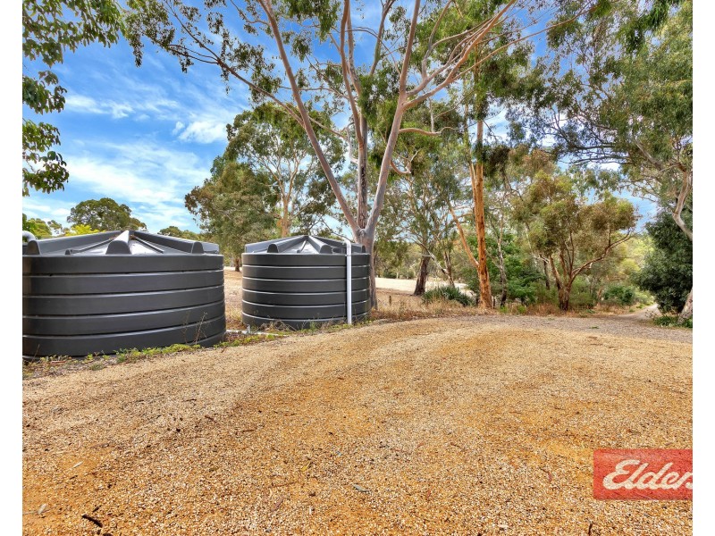 303 Yettie Road, Williamstown SA 5351