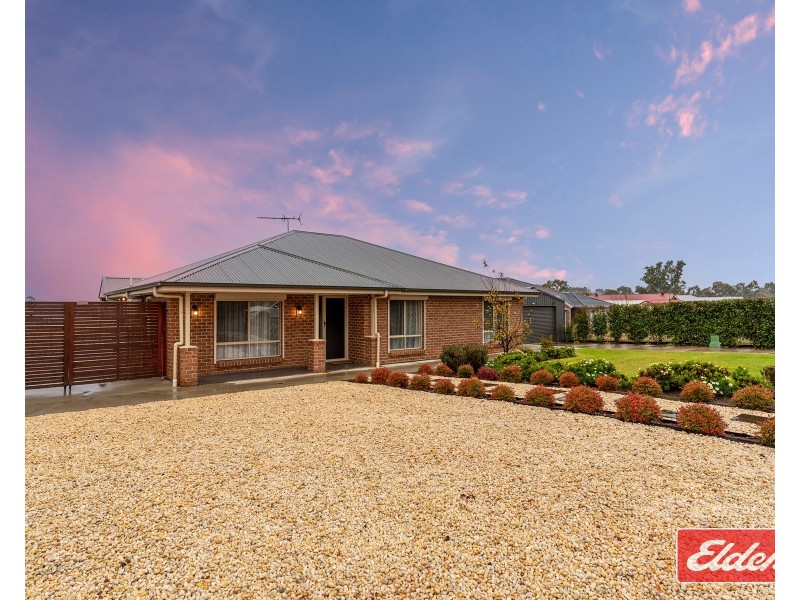 27 Carlisle Street, Williamstown SA 5351