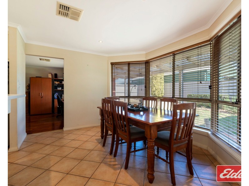 6 Mullen Court, Evanston Park SA 5116