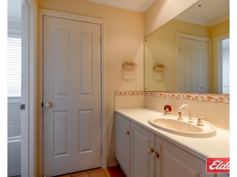 6 Mullen Court, Evanston Park SA 5116