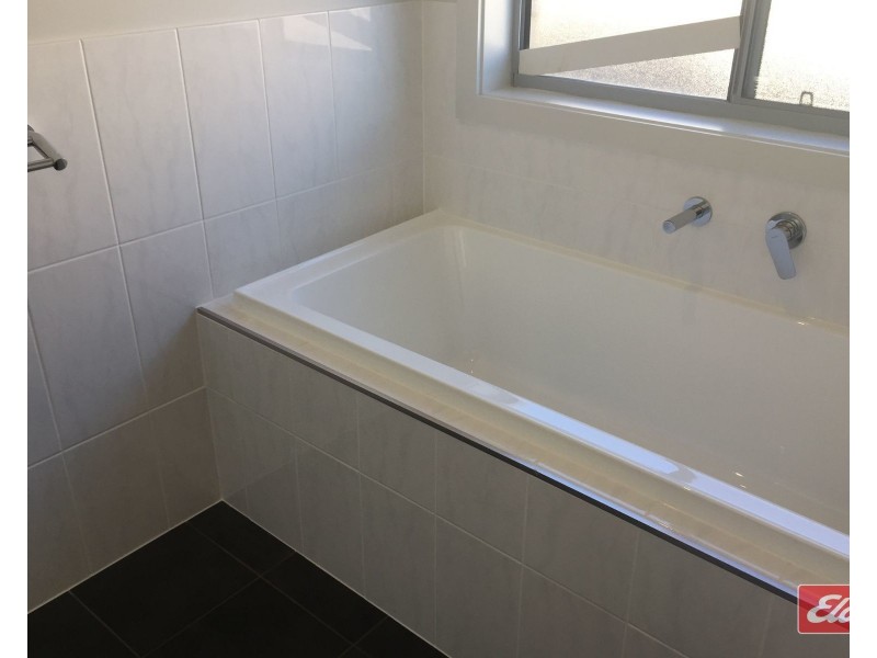 13 Atwell Crescent, Evanston South SA 5116