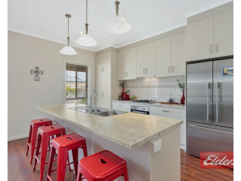33 Chignell Circuit, Reid SA 5118