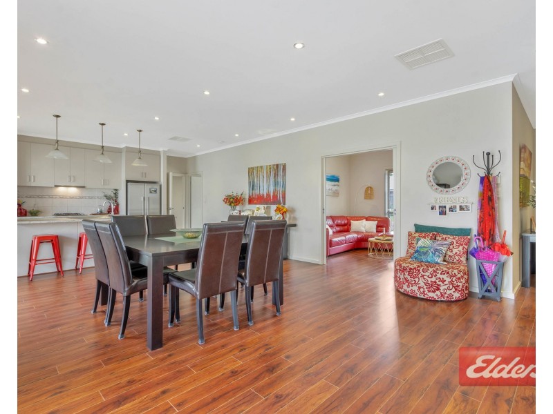 33 Chignell Circuit, Reid SA 5118