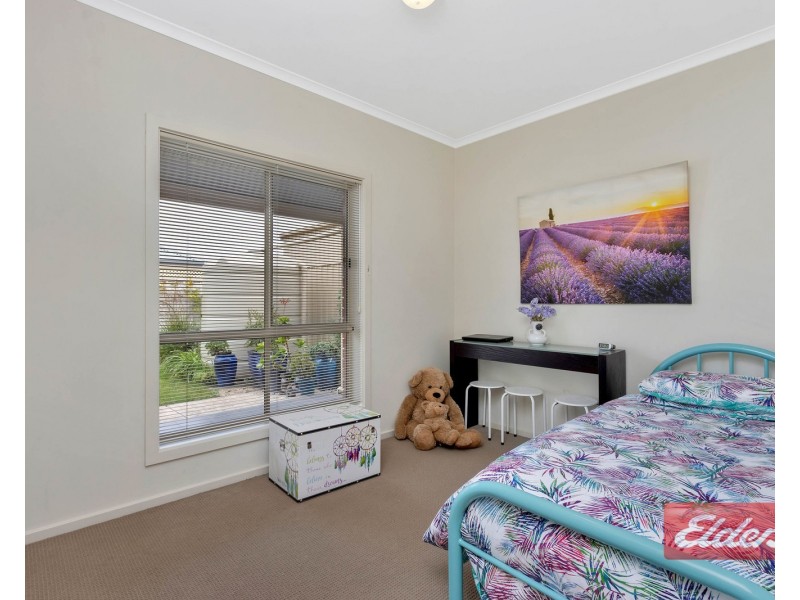 33 Chignell Circuit, Reid SA 5118