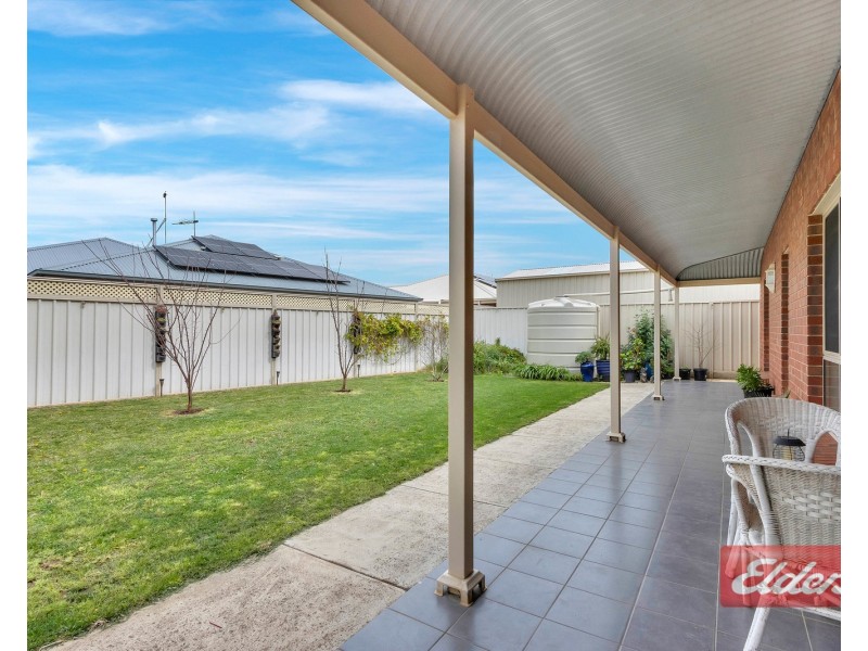 33 Chignell Circuit, Reid SA 5118
