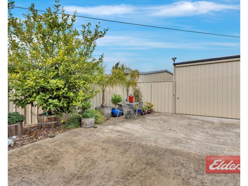 33 Chignell Circuit, Reid SA 5118