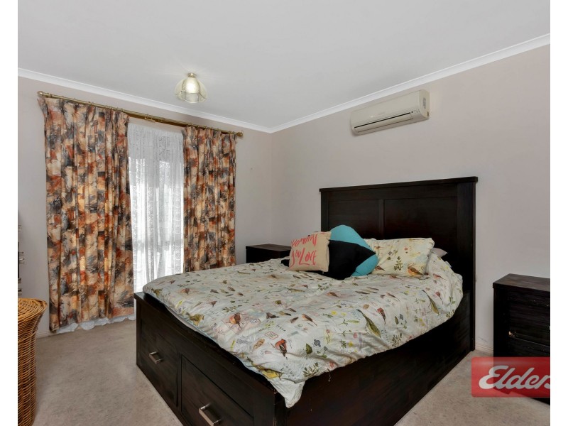 18 Withers Circuit, Evanston Park SA 5116