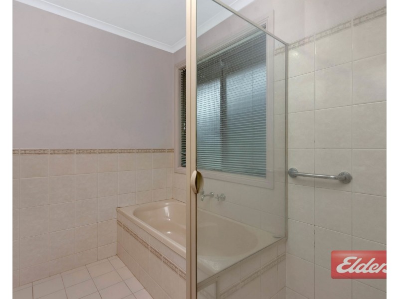 18 Withers Circuit, Evanston Park SA 5116