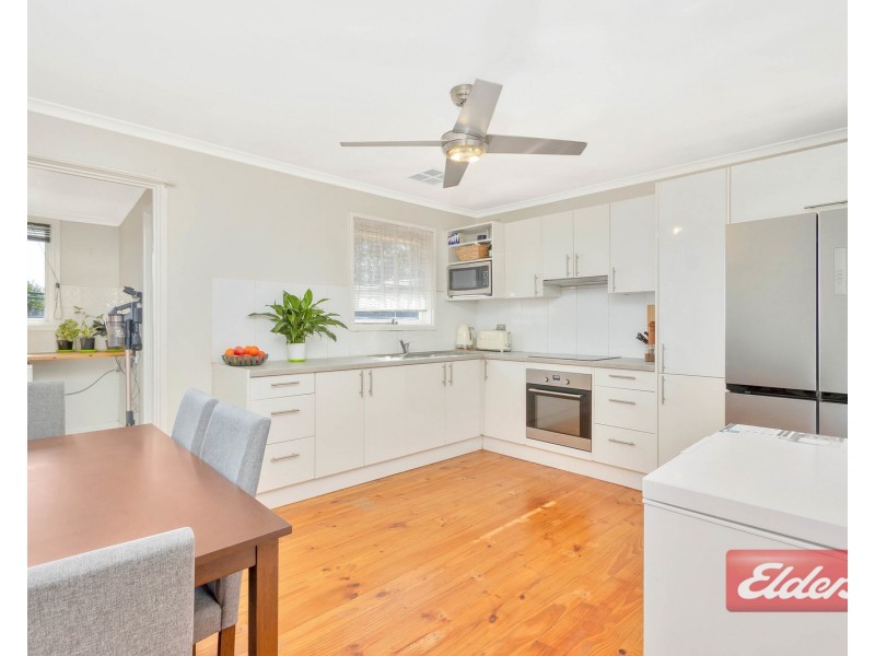 4 Bacton Street, Evanston SA 5116