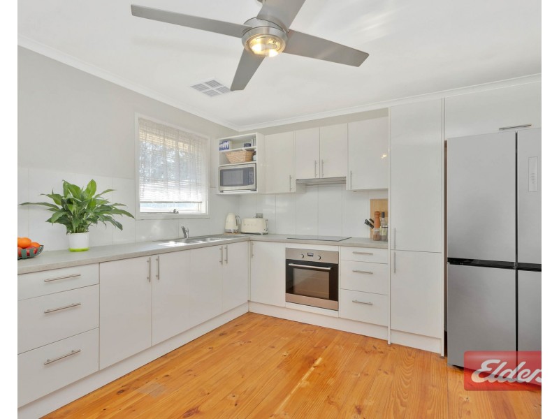 4 Bacton Street, Evanston SA 5116