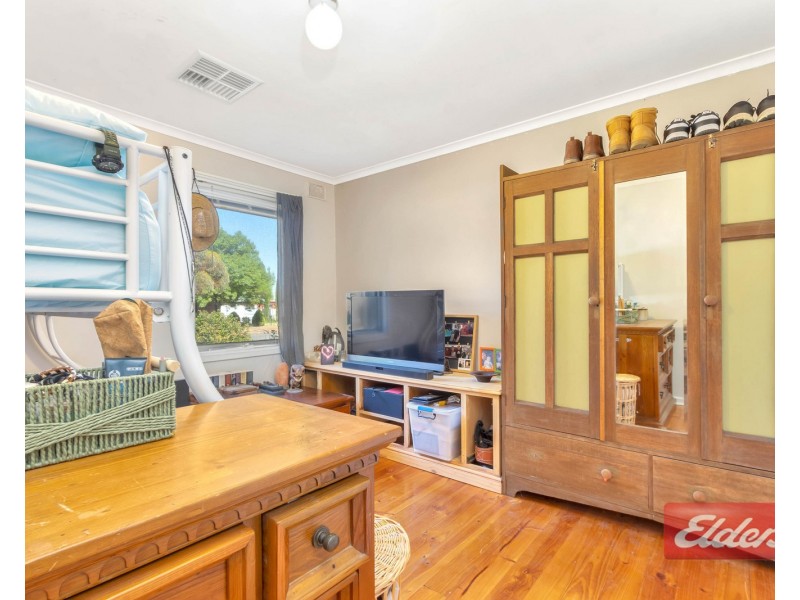 4 Bacton Street, Evanston SA 5116