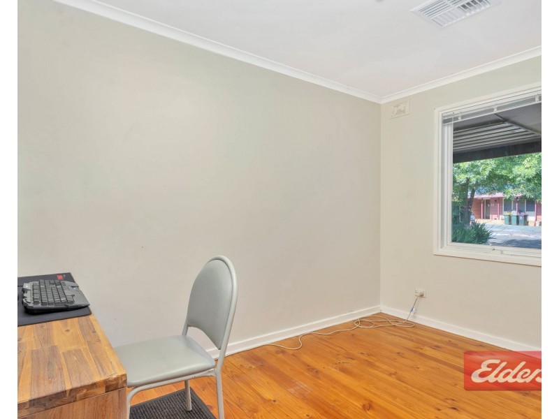 4 Bacton Street, Evanston SA 5116