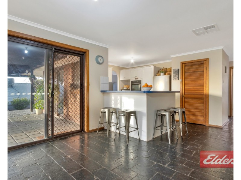33 Bassett Crescent, Gawler East SA 5118