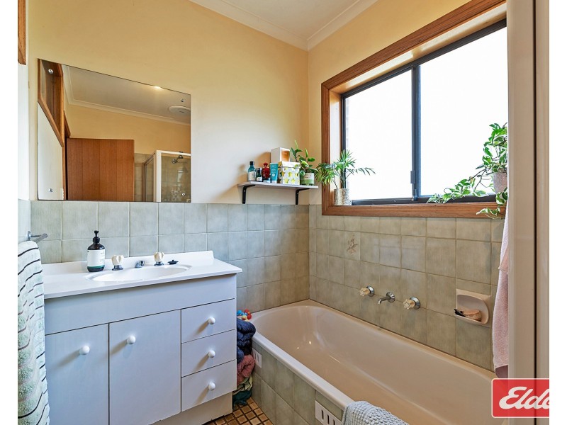 1/4 Church Street, Williamstown SA 5351