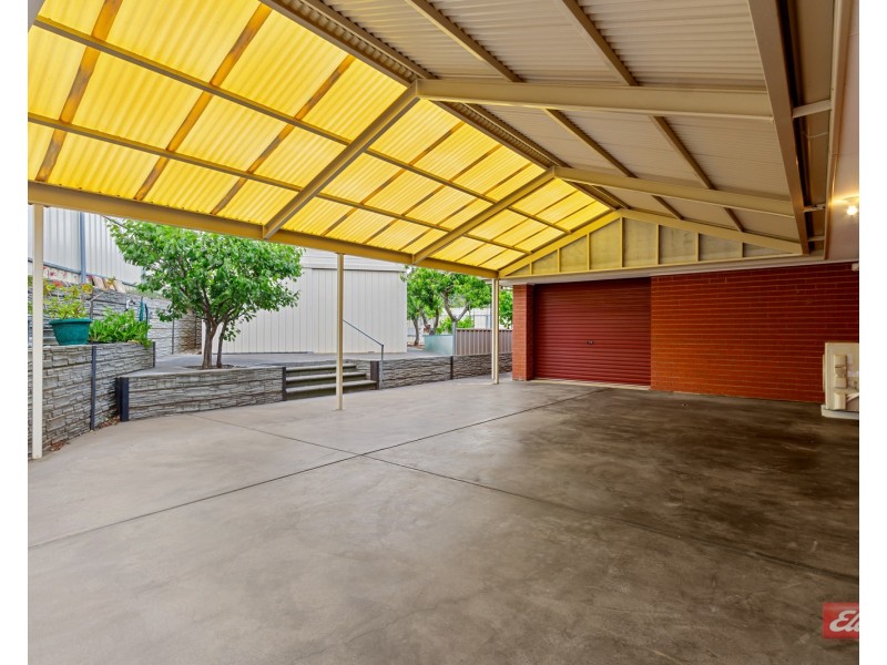 37 Thompson Circuit, Evanston Park SA 5116