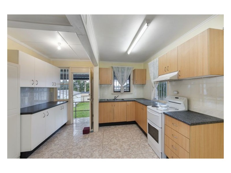 6 Townview Rd, Mount Pritchard NSW 2170