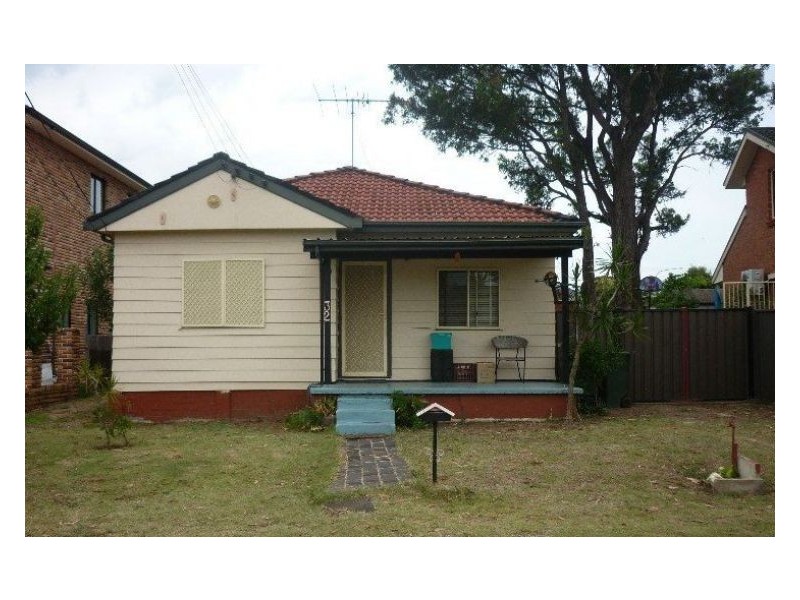 201 The Horsley Drive, Fairfield NSW 2165