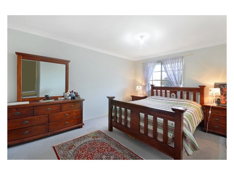 24 Greenwell Rd, Prestons NSW 2170