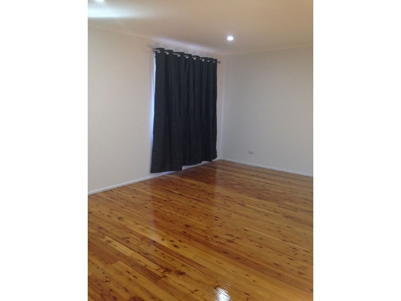 16 Rearden Avenue, Kings Langley NSW 2147