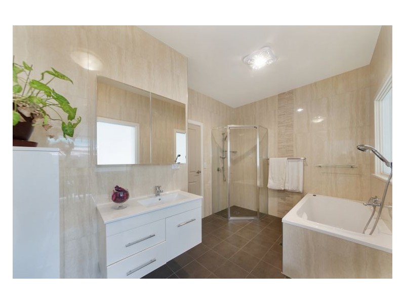 2 Exhibition Parade, Mount Pritchard NSW 2170