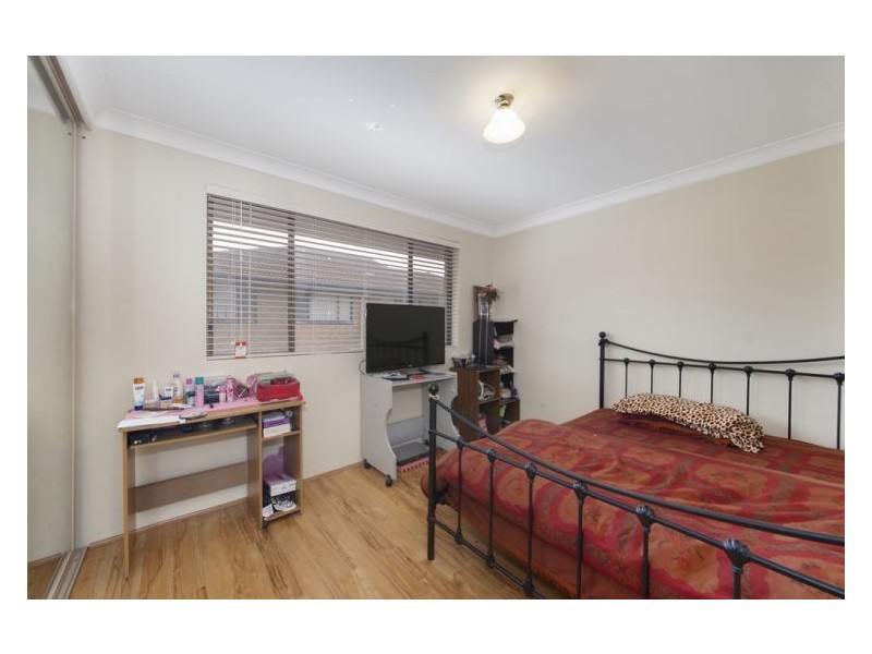 10/5 Griffiths St, Blacktown NSW 2148