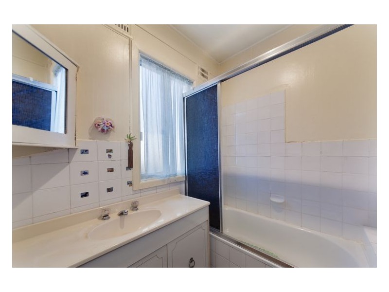 32 Margaret Street, Fairfield West NSW 2165