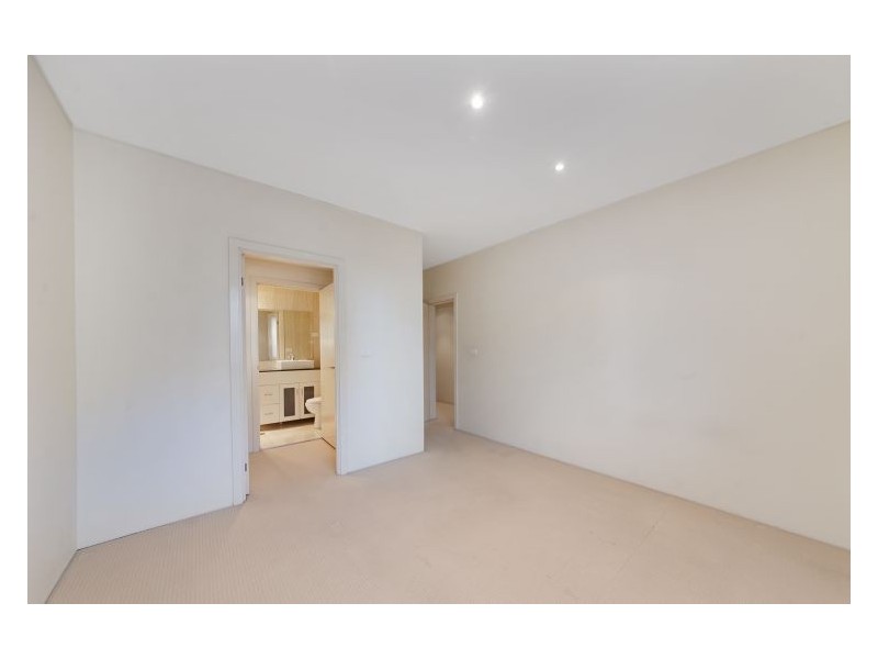 8/49 Lachlan Street, Liverpool NSW 2170