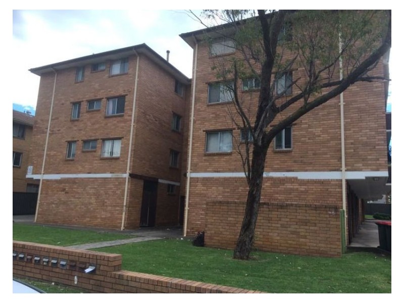 24/13 Forbes Street, Warwick Farm NSW 2170