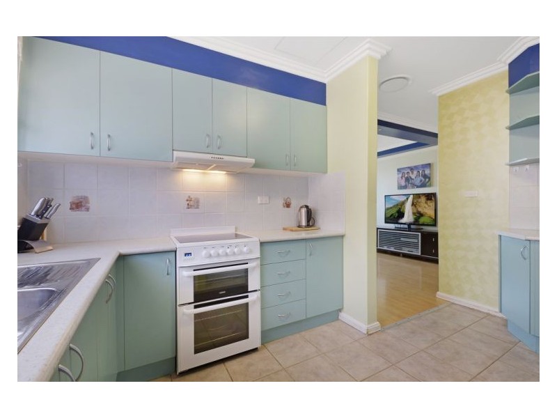 18/168 Sandal Cres, Carramar NSW 2163