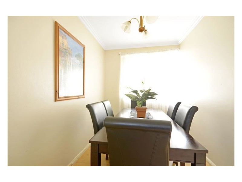 18/168 Sandal Cres, Carramar NSW 2163