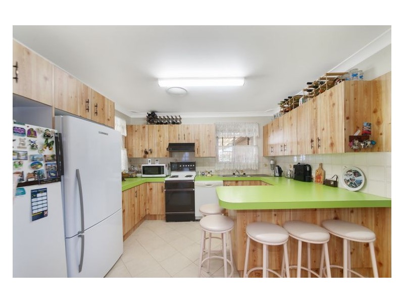 9 Greenvale Street, Fairfield West NSW 2165