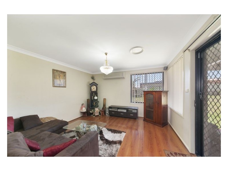 24 Ben Lomond Road, Minto NSW 2566