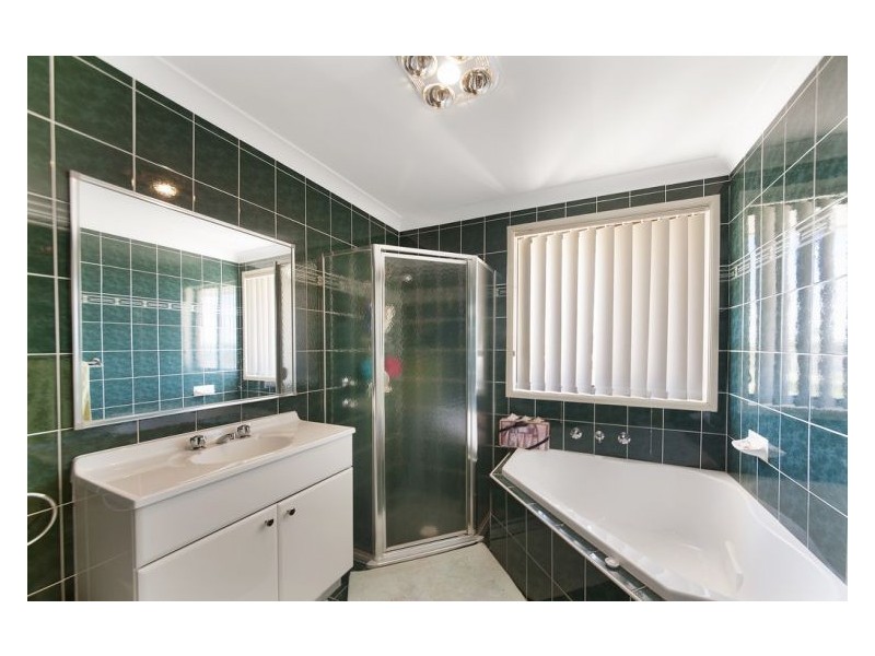 24 Ben Lomond Road, Minto NSW 2566