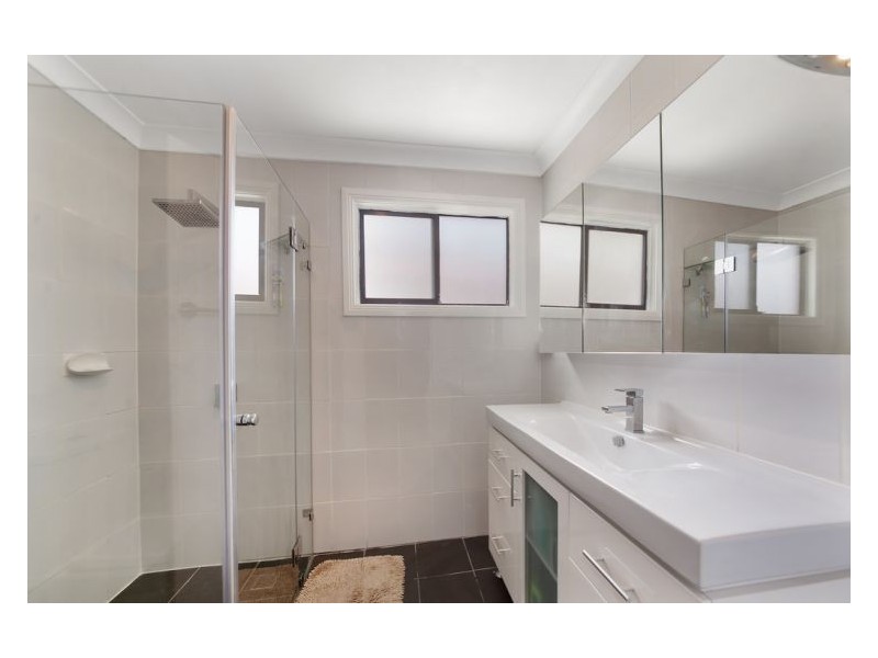 Fairfield West NSW 2165