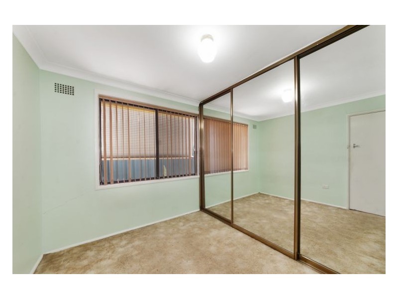 Fairfield West NSW 2165