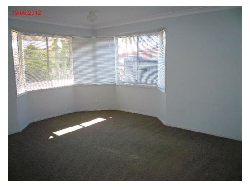 2 Murndal Court, Wattle Grove NSW 2173