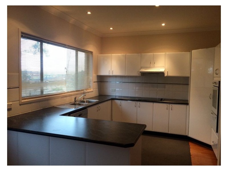 19 Yew Place, Casula NSW 2170